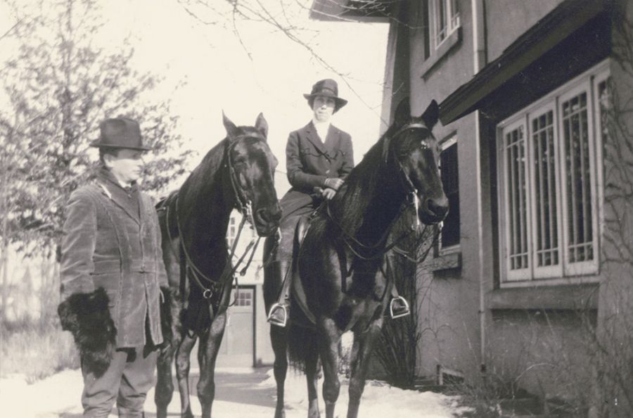 Davis and Hazle Buck Ewing with horses