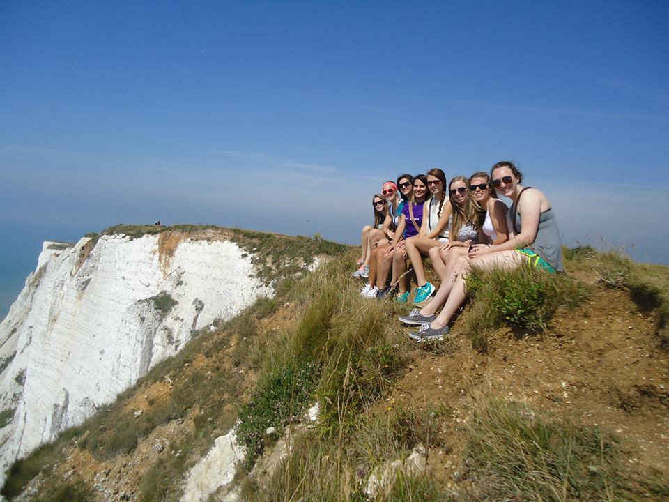 Illinois State students visit Beachy Head during their study abroad trip to England.