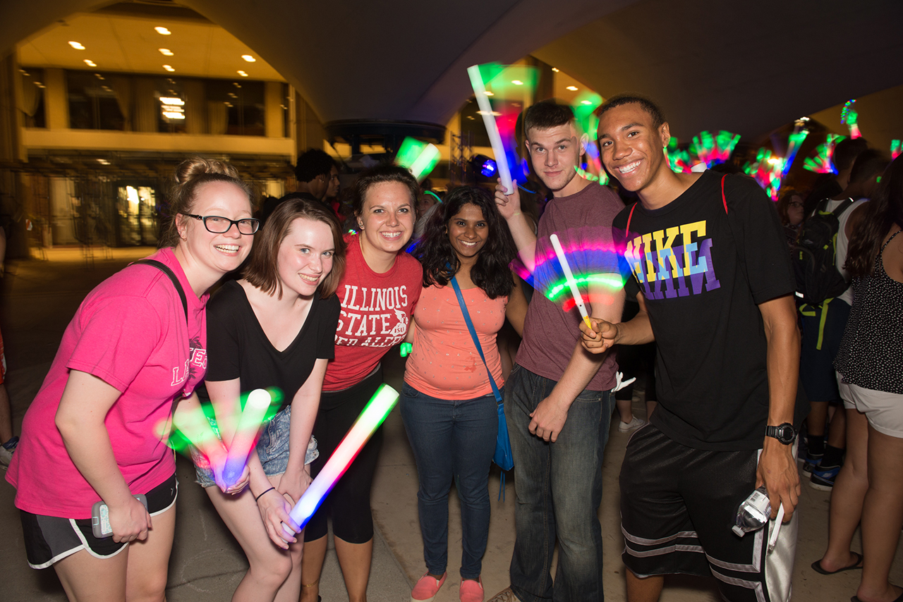 Students at ISU neon event