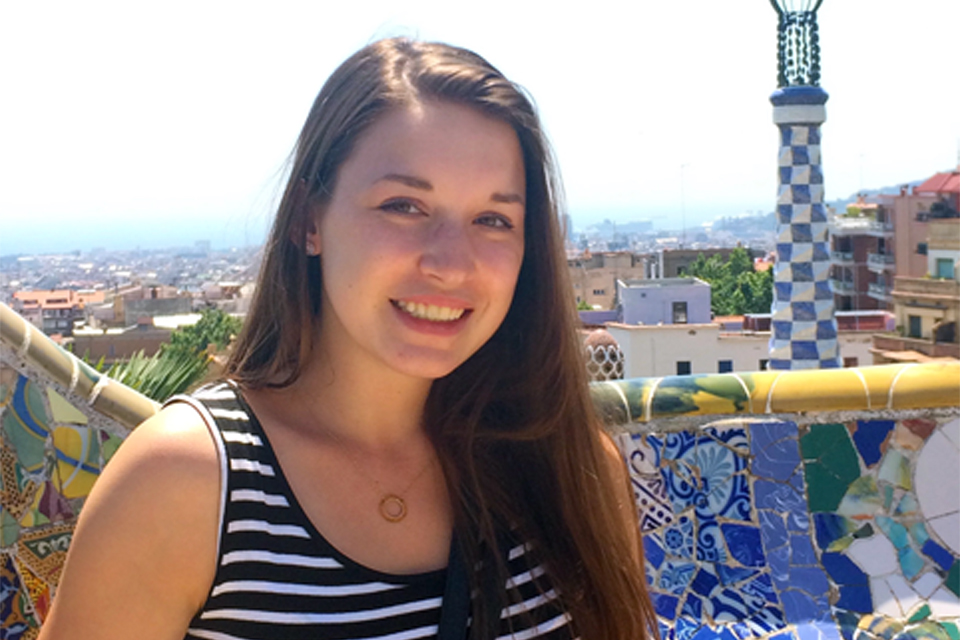 Kelsey Seegers, a bilingual/bicultural elementary education studies in Spain during the summer of 2015.