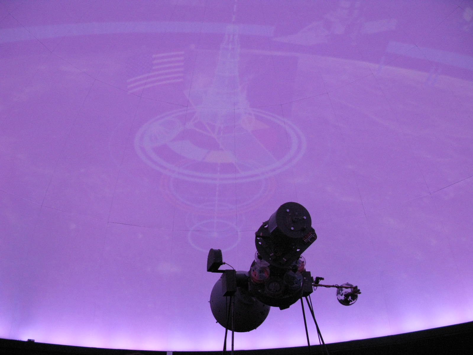 Image projected from the Illinois State University Planetarium new system.