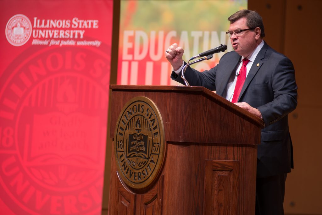image of Illinois State University President Larry Dietz at the 2016 State of the University.
