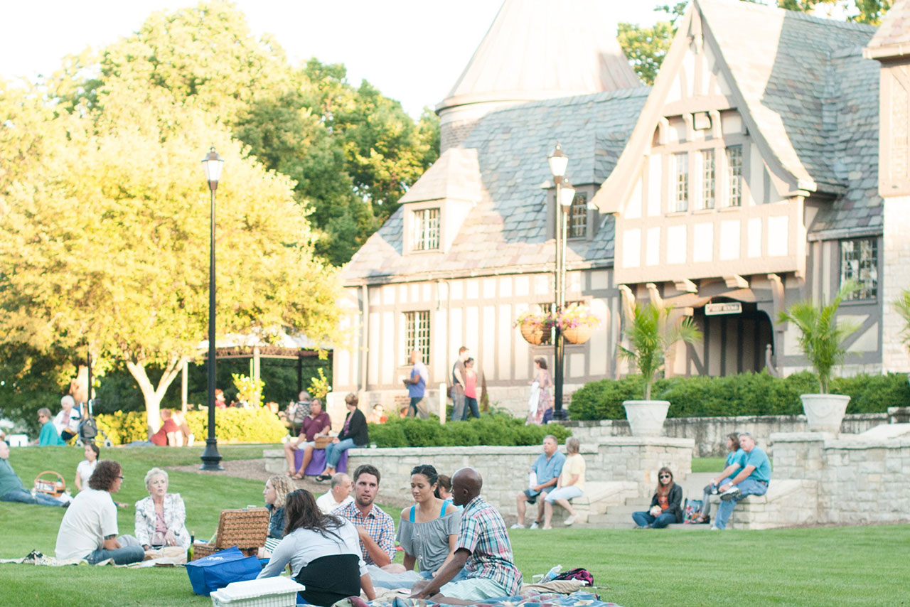 Picnicking on the grounds of Ewing Manor prior to an Illinois Shakespeare Festival performance is a summer favorite.