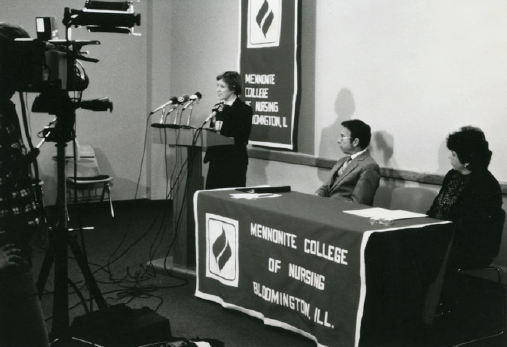 Press conference announcing establishment of Mennonite College of Nursing, 1982