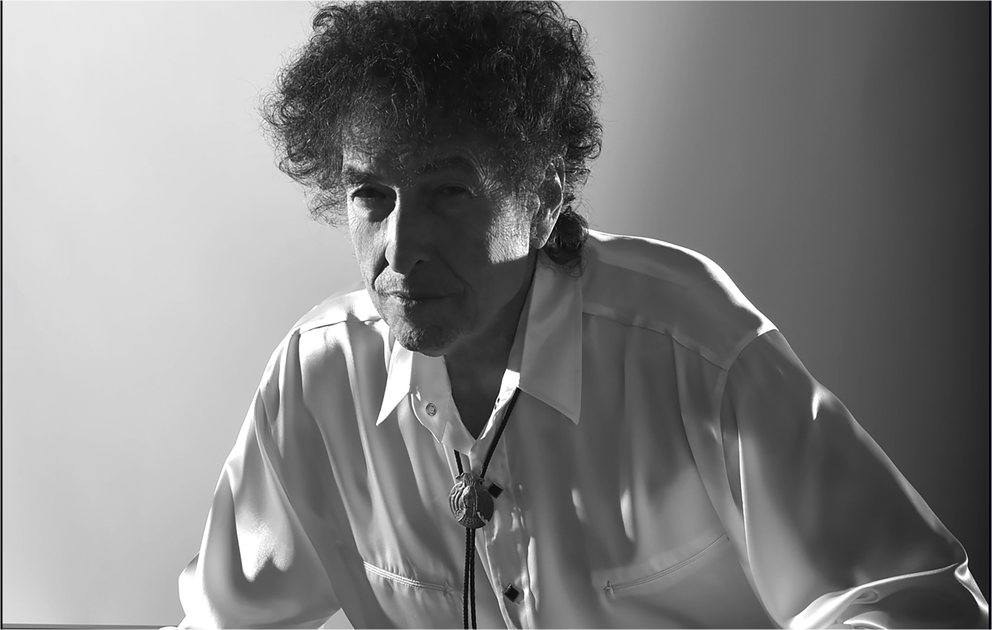headshot of Bob Dylan