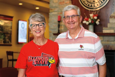 photo of John and Marilyn Freese in Alumni Center