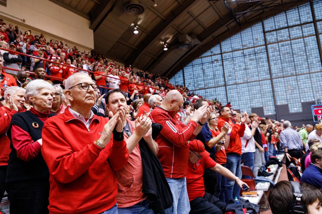 Fans cheering for the Illinois State men's basketball team