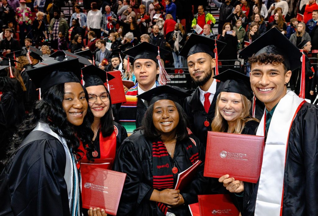 Spring 2023 commencement ceremonies News Illinois State
