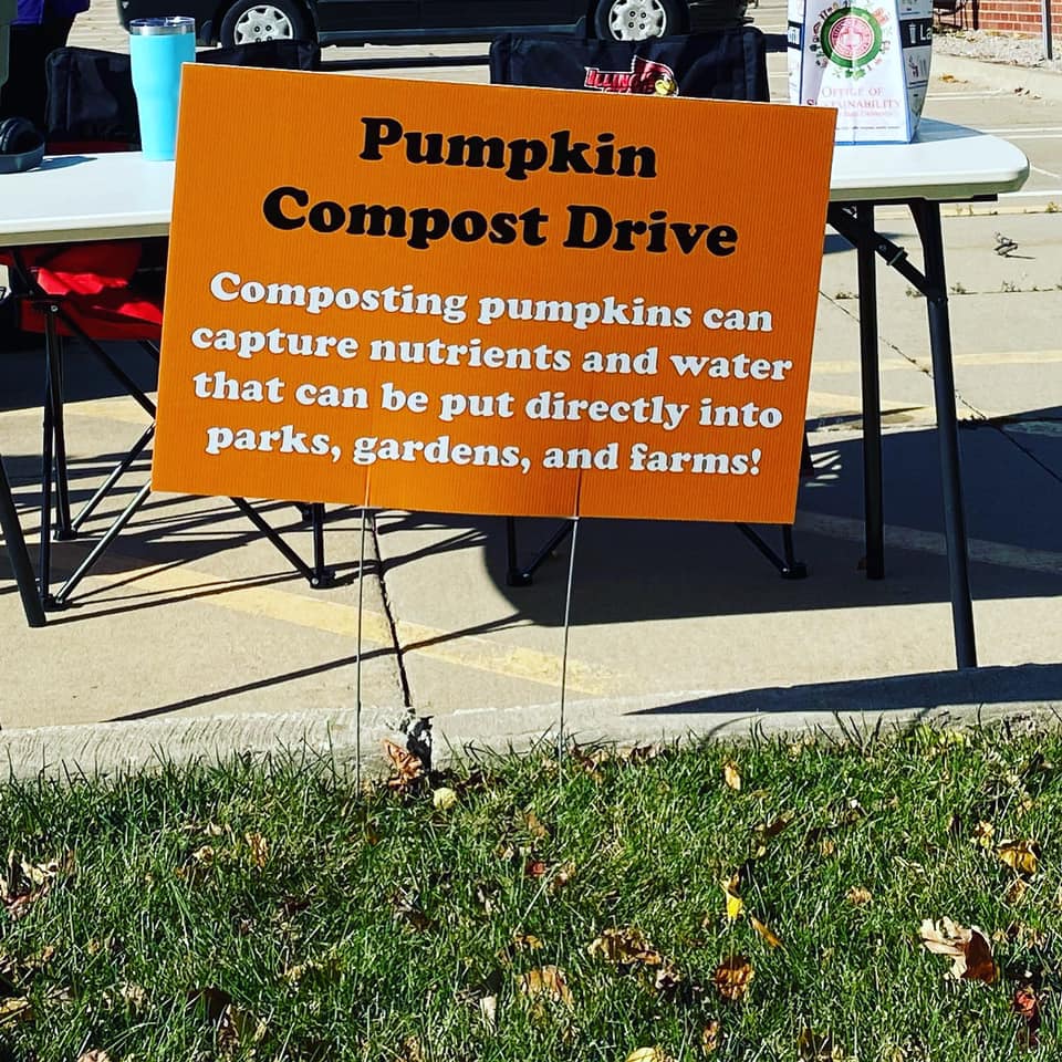 Yard sign that reads: Pumpkin Compost Drive Composting pumpkins can capture nutrients and water that can be put directly into parks, gardens, and farms!