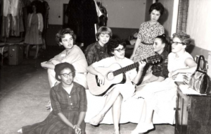 Black and white photo, group of women 