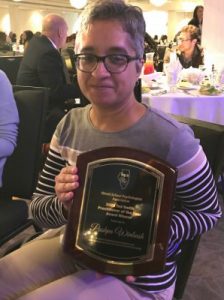 Illinois State alumna Pushpa Winbush, receives ISPA Practitioner of the Year Award.